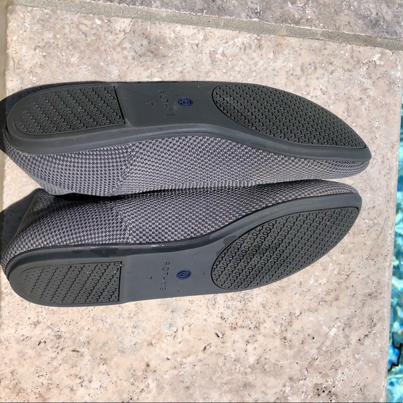 Rothy’s The Flat in charcoal - Picture 6 of 8